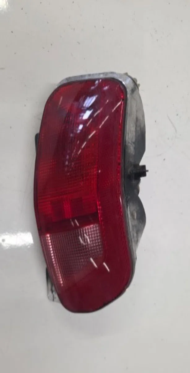 Feu arrière intérieur droit CITROEN C4 PICASSO 2 PHASE 1 occasion