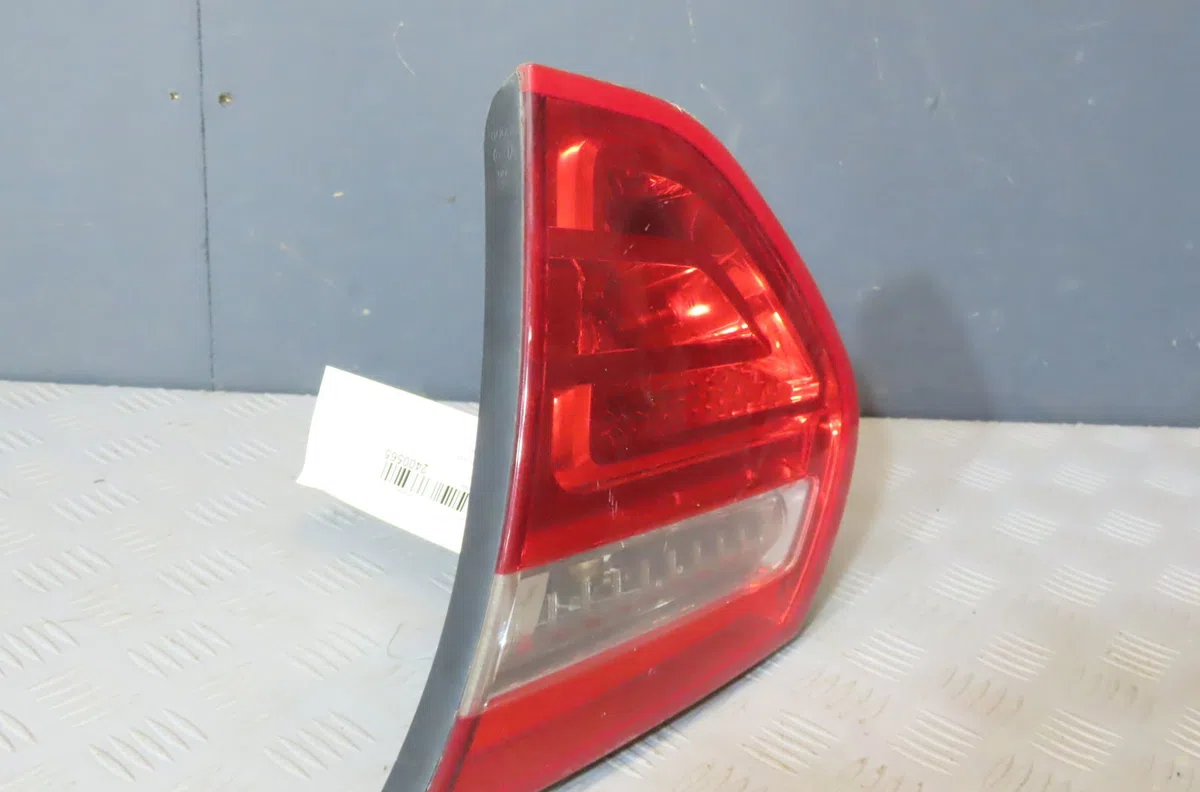 Feu arrière intérieur droit CITROEN C4 PICASSO 2009 occasion