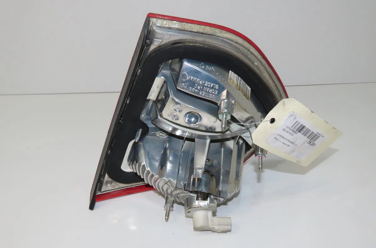 Feu arrière intérieur droit Citroen C4 PICASSO I Monospace (UD_) 2.0 hdi 138 (2006-2013) 5 portes occasion