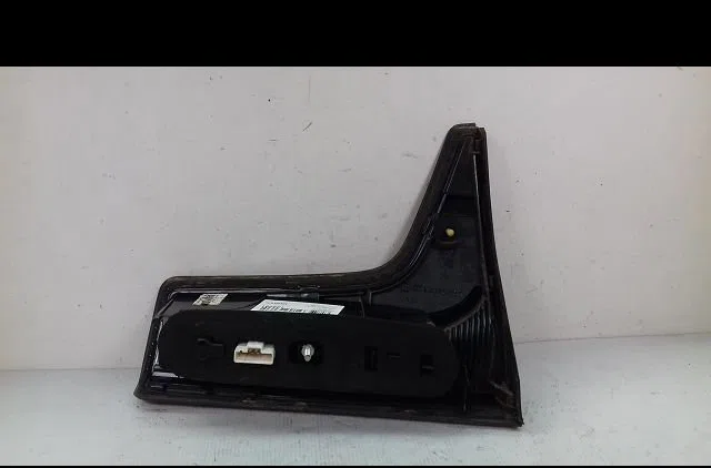 Feu arrière intérieur droit Citroen C5 II (RC_) 1.8 16v (2005-2008) occasion