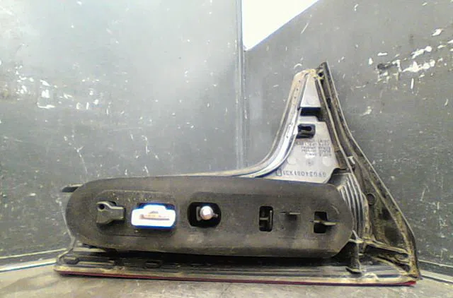 Feu arrière intérieur droit Citroën C5 II (RC_) 2.2 hdi (rc4hxe) (2004-2008) occasion