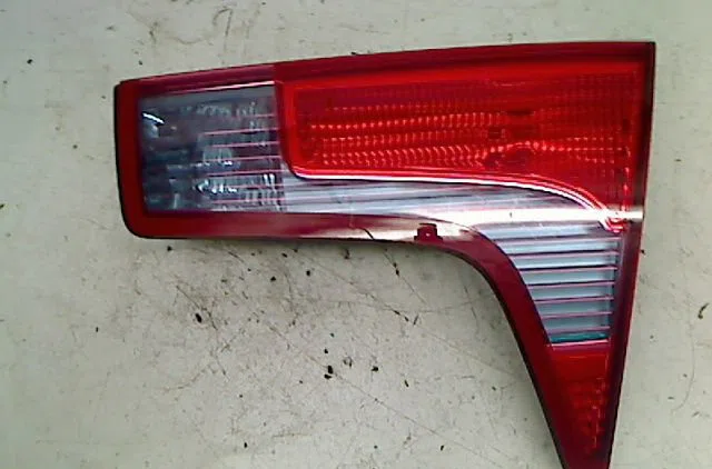 Feu arrière intérieur droit Citroën C5 II (RC_) 3.0 v6 (rcxfuf) (2004-2008) occasion