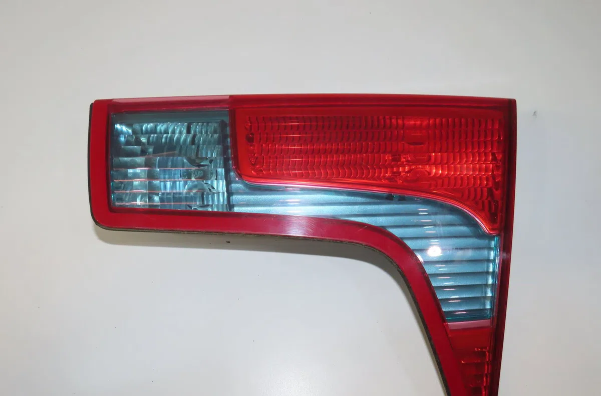 Feu arrière intérieur droit Citroen C5 II (RC_) 3.0 v6 (rcxfuf) (2004-2008) occasion