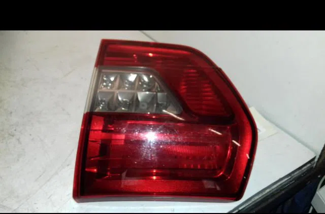 Feu arrière intérieur droit Citroën C5 III Break (RW_) 1.6 hdi 110 (2008) occasion
