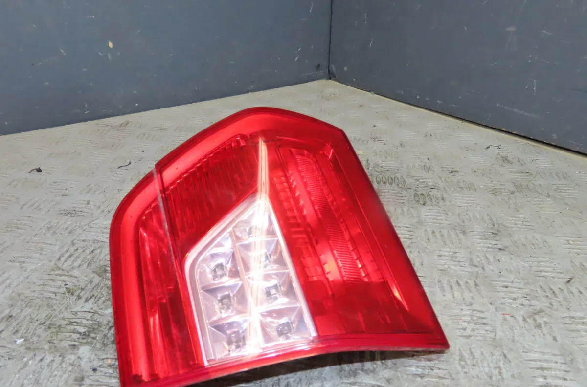 Feu arrière intérieur droit Citroën C5 III Break (RW_) 2.2 hdi (rw4hth) (2008-2011) occasion
