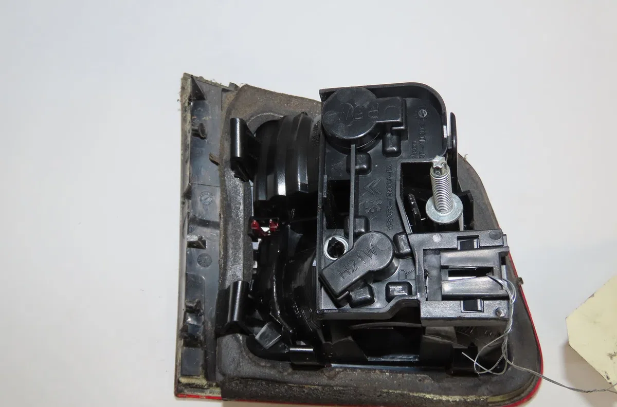 Feu arrière intérieur droit Citroen C5 III (RD_) 1.6 thp 155 (2009) occasion