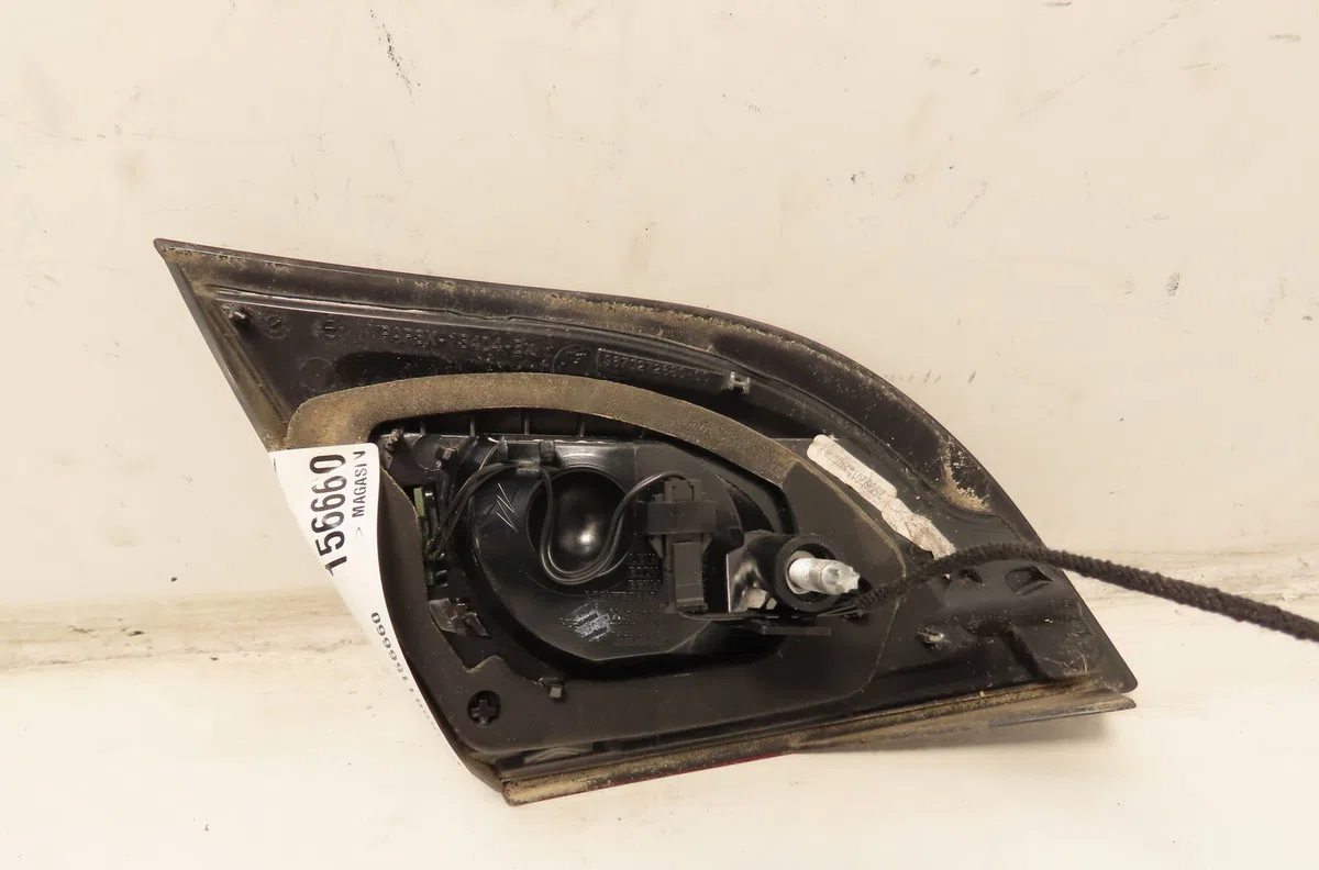 Feu arrière intérieur droit Citroën DS4 (NX_) 1.6 bluehdi 120 (2014-2015) occasion