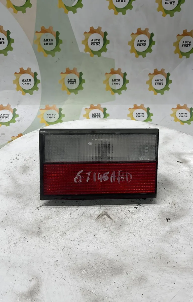 Feu arrière intérieur droit CITROEN XANTIA PHASE 2 occasion