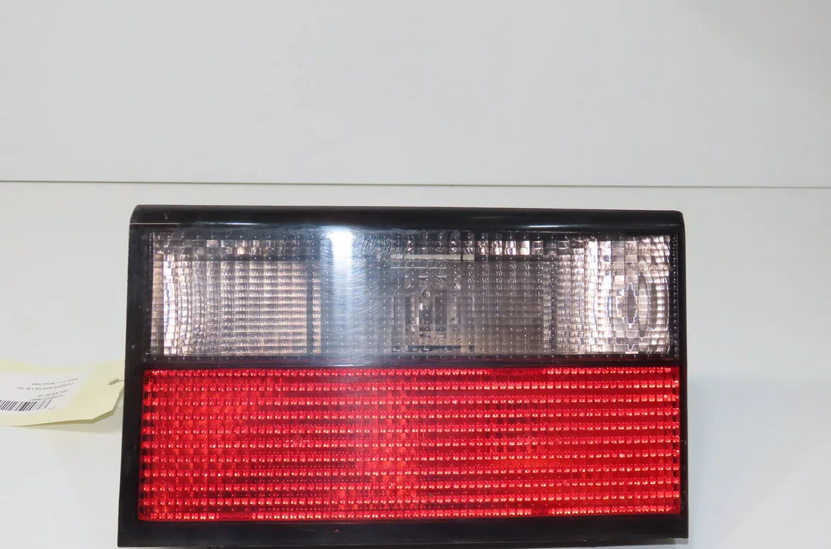 Feu arrière intérieur droit Citroen XANTIA (X1_, X2_) 1.8 i 16v (1995-2001) occasion