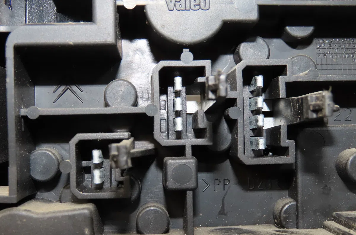 Feu arrière intérieur droit Citroen XANTIA (X1_, X2_) 1.8 i 16v (1995-2001) occasion