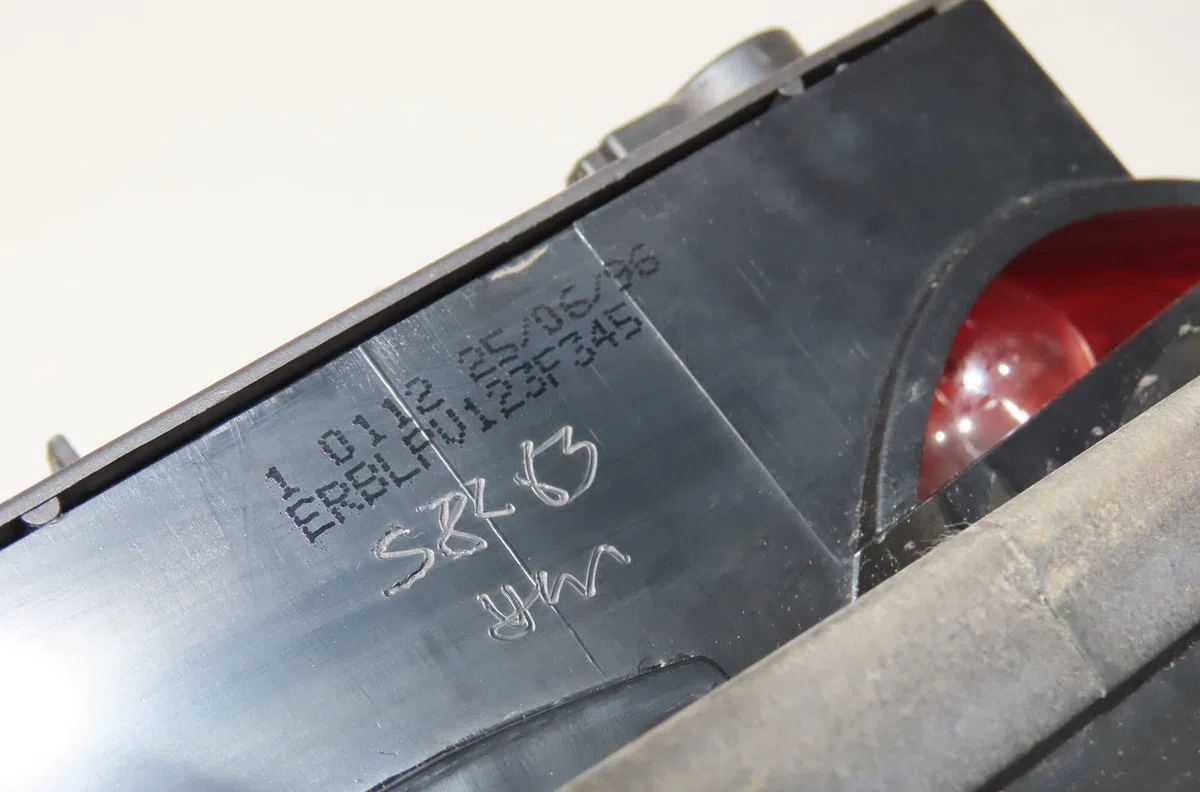 Feu arrière intérieur droit Citroen XANTIA (X1_, X2_) 1.8 i 16v (1995-2001) occasion