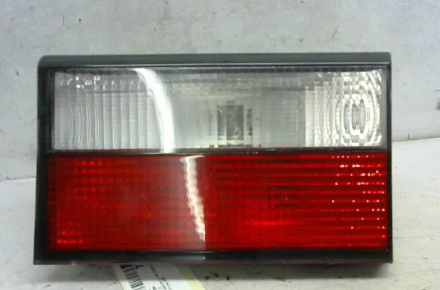 Feu arrière intérieur droit Citroën XANTIA (X1_, X2_) 2.0 hdi 109 (1999-2003) occasion
