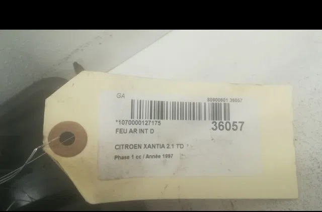 Feu arrière intérieur droit Citroen XANTIA (X1_, X2_) 2.1 turbo d 12v (1995-1999) occasion