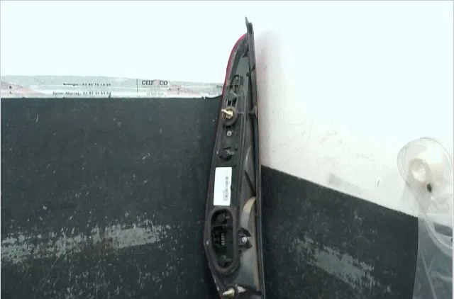 Feu arrière intérieur droit Fiat PUNTO (188_) 1.3 jtd 16v (2003-2012) 5 portes occasion