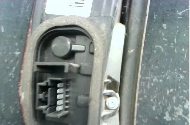 Feu arrière intérieur droit Fiat PUNTO (188_) 1.3 jtd 16v (2003-2012) 5 portes occasion