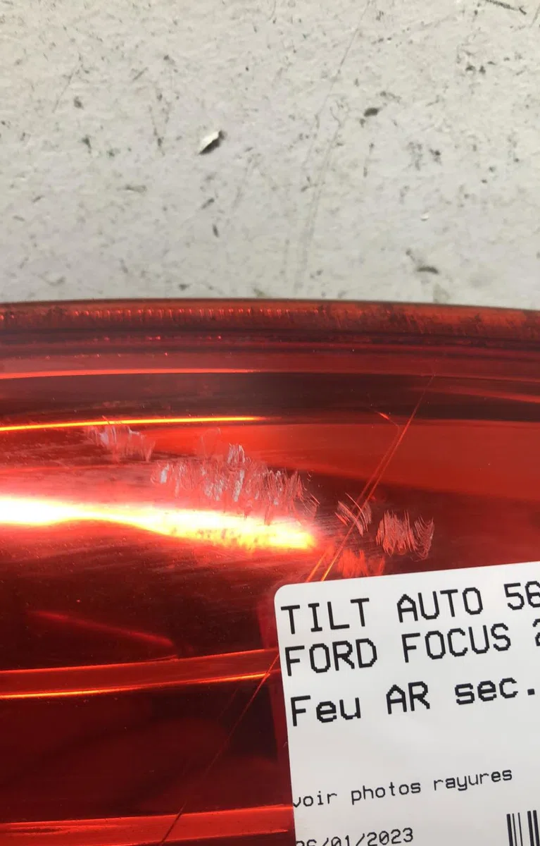 Feu arrière intérieur droit Ford FOCUS II Décapotable 2.0 tdci (2006-2010) occasion
