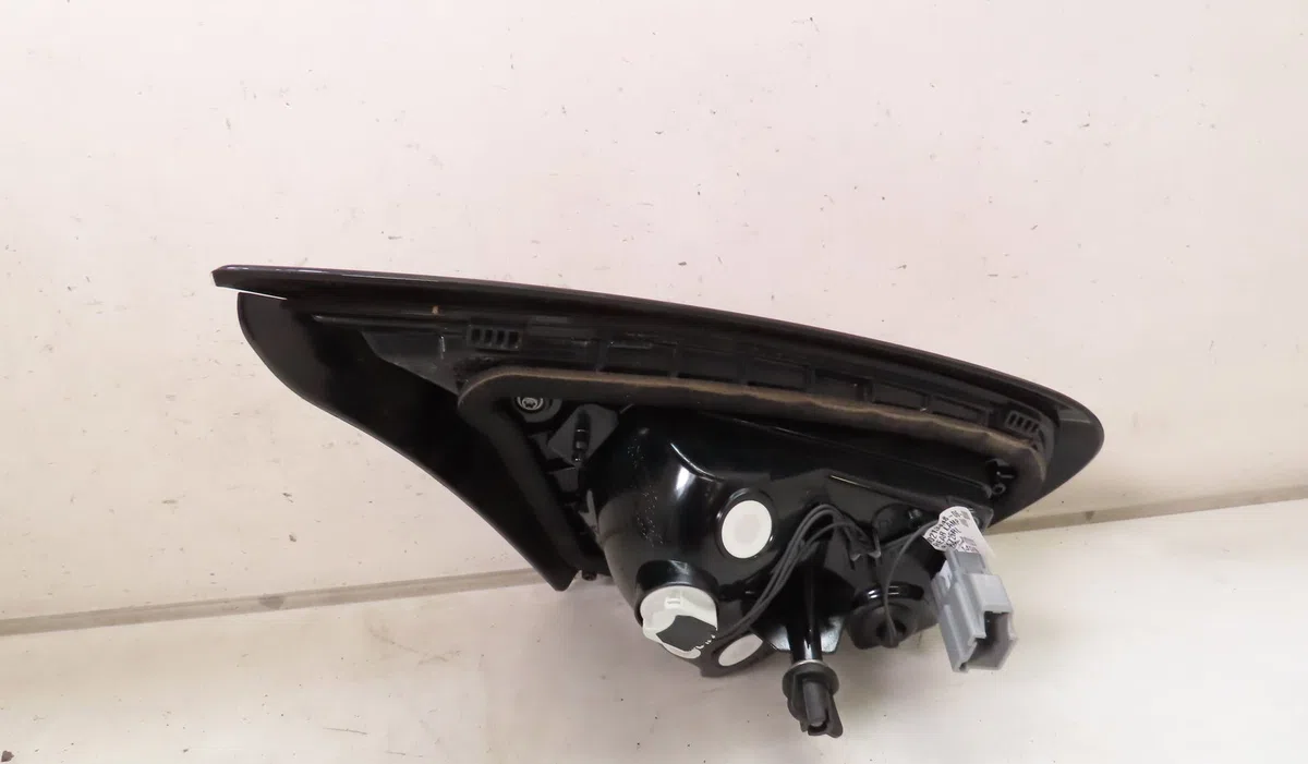 Feu arrière intérieur droit FORD PUMA 2023 occasion