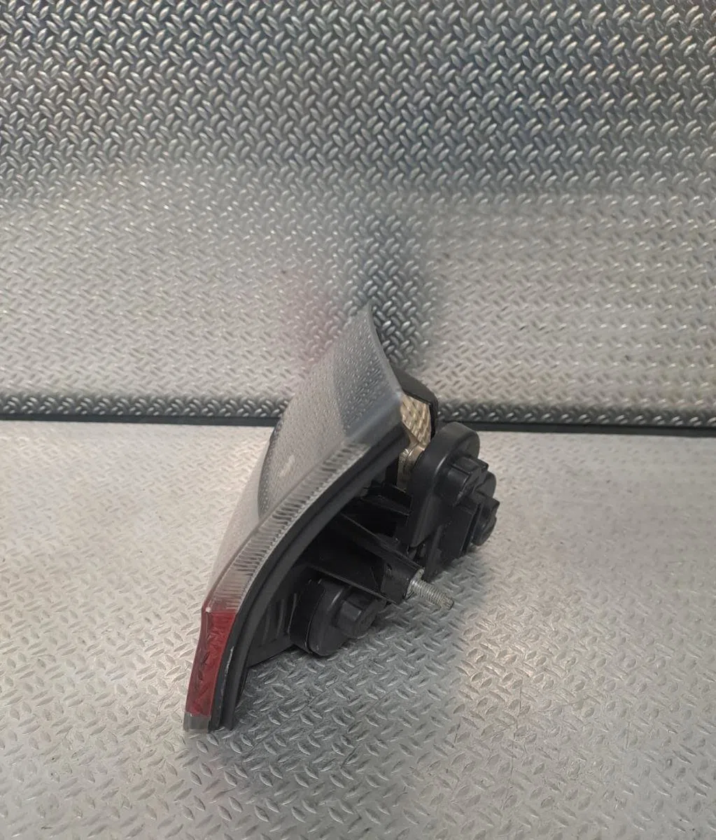 Feu arrière intérieur droit Ford S-MAX (WA6) 1.8 tdci (2006-2014) occasion