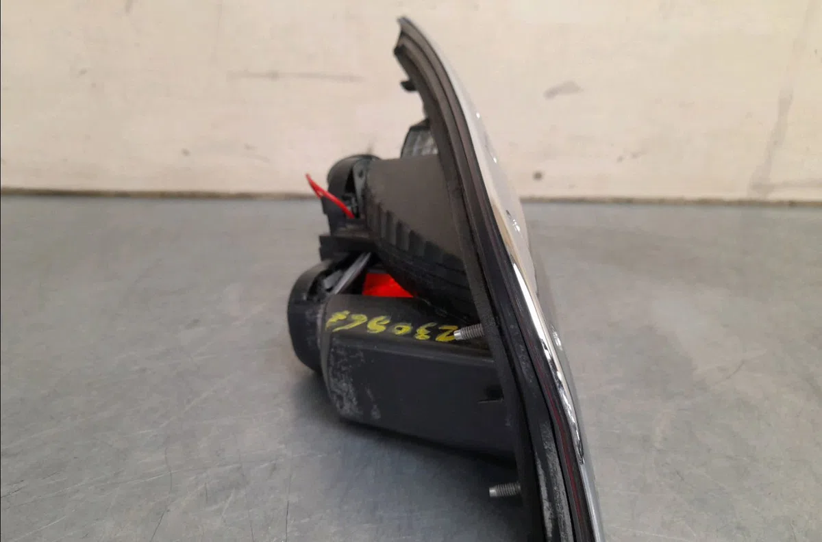 Feu arrière intérieur droit Ford S-MAX (WA6) 2.0 tdci (2006-2014) occasion