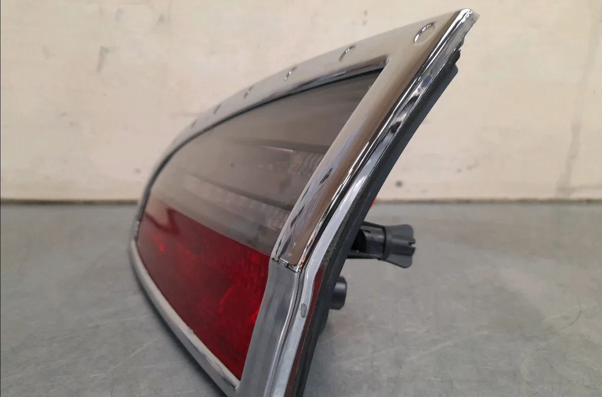 Feu arrière intérieur droit Ford S-MAX (WA6) 2.0 tdci (2006-2014) occasion