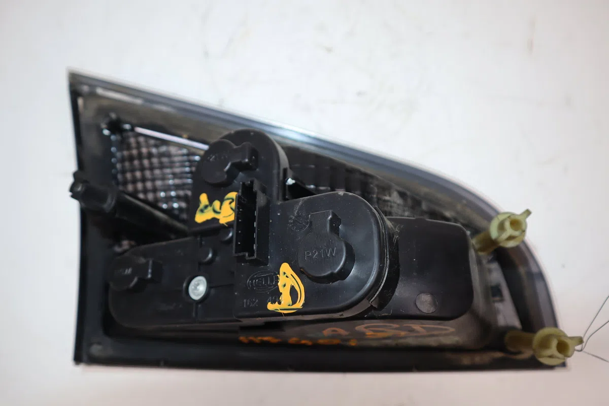 Feu arrière intérieur droit Ford S-MAX (WA6) 2.2 tdci (2010-2014) occasion