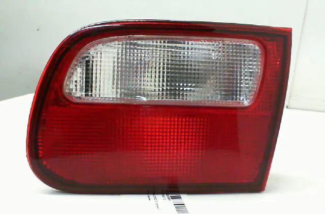 Feu arrière intérieur droit HONDA CIVIC IV phase 1 11-1991--04-1996 occasion