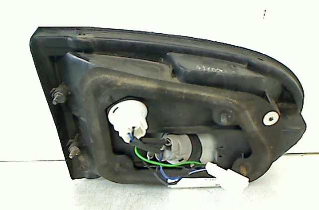 Feu arrière intérieur droit HYUNDAI H1 STAREX I 1999 occasion