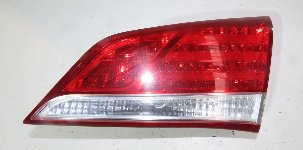 Feu arrière intérieur droit Hyundai I40 I (VF) 1.7 crdi (2012-2019) occasion