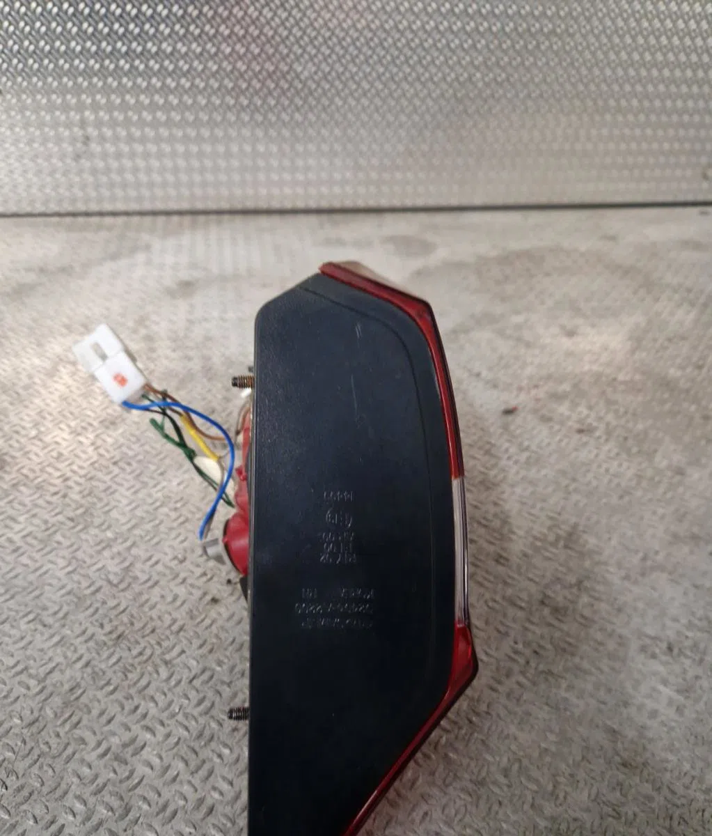 Feu arrière intérieur droit KIA CEE-D 2  CEE-D 2 PHASE 2 occasion