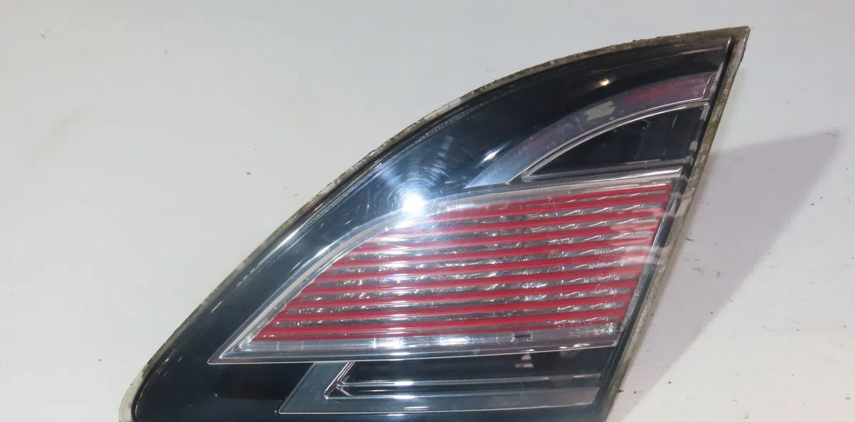 Feu arrière intérieur droit Mazda 6 Hatchback (GH) 2.2 d (gh10) (2010-2012) occasion