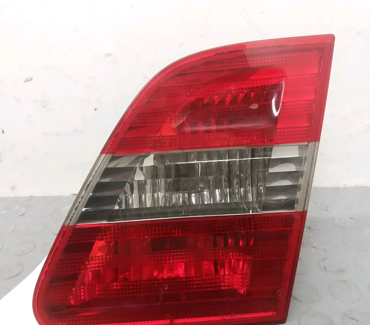 Feu arrière intérieur droit Mercedes-benz CLASSE B Sports Tourer (W245) B 180 cdi (245.207) (2005-2011) 5 portes occasio