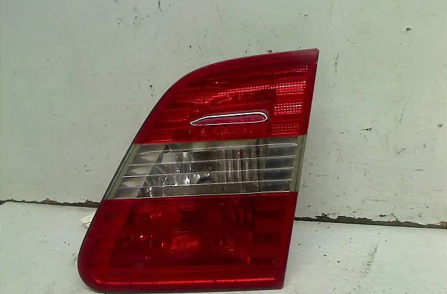 Feu arrière intérieur droit Mercedes-benz CLASSE B Sports Tourer (W245) B 180 ngt (245.233) (2008-2011) occasion