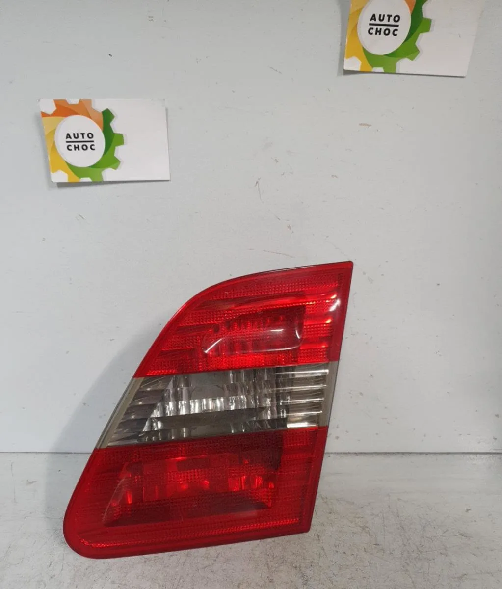 Feu arrière intérieur droit MERCEDES CLASSE B 245 PHASE 2 occasion