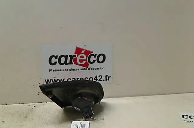 Feu arrière intérieur droit NISSAN PRIMERA III 2000 occasion