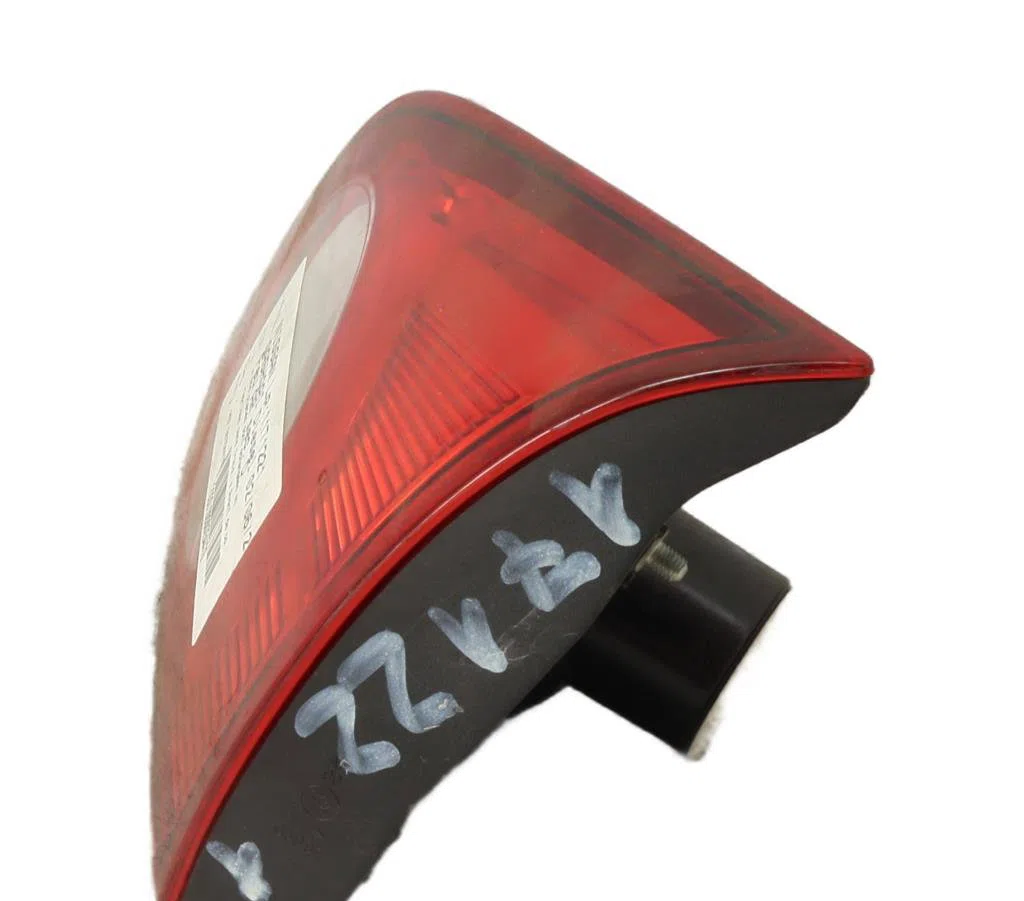 Feu arrière intérieur droit NISSAN QASHQAI 1  QASHQAI 1 PHASE 1 occasion