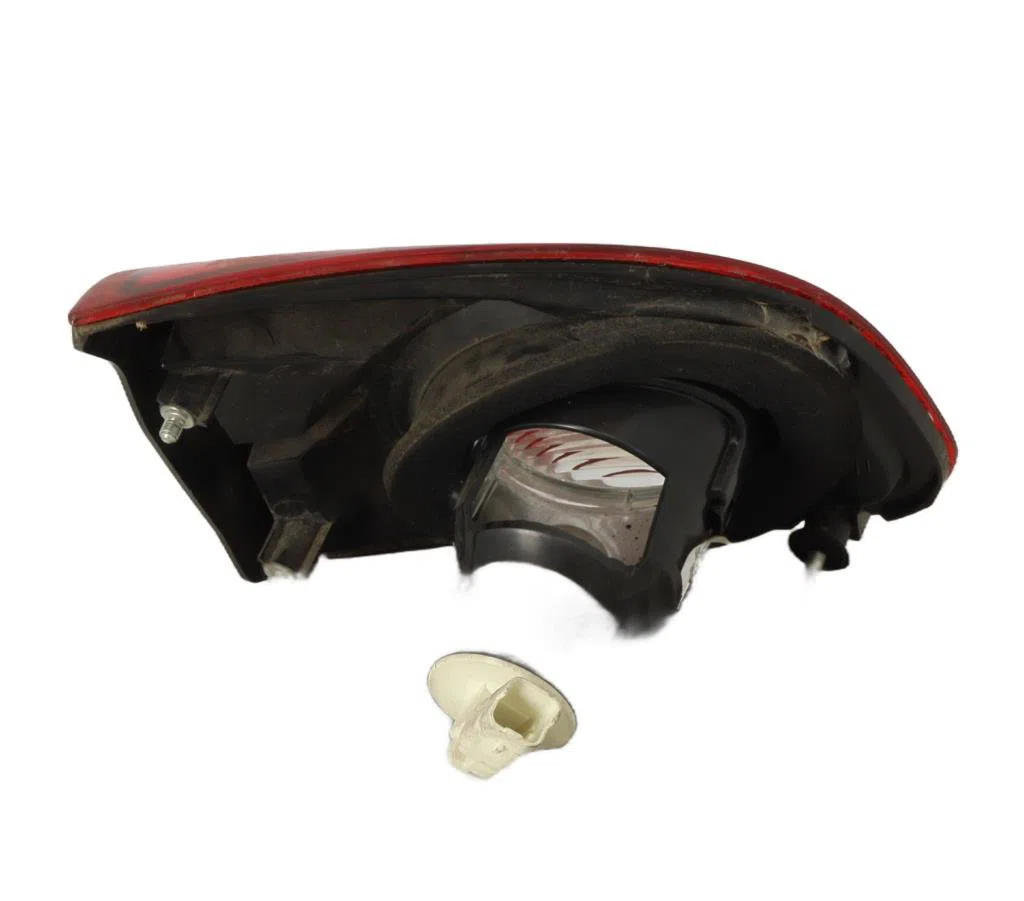 Feu arrière intérieur droit NISSAN QASHQAI 1  QASHQAI 1 PHASE 1 occasion