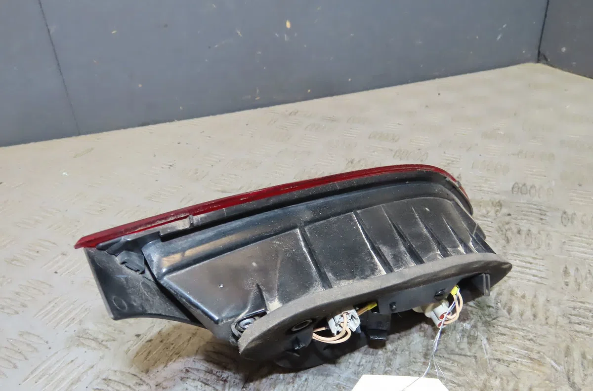 Feu arrière intérieur droit Opel ASTRA J GTC 1.4 (08) (2011-2015) occasion
