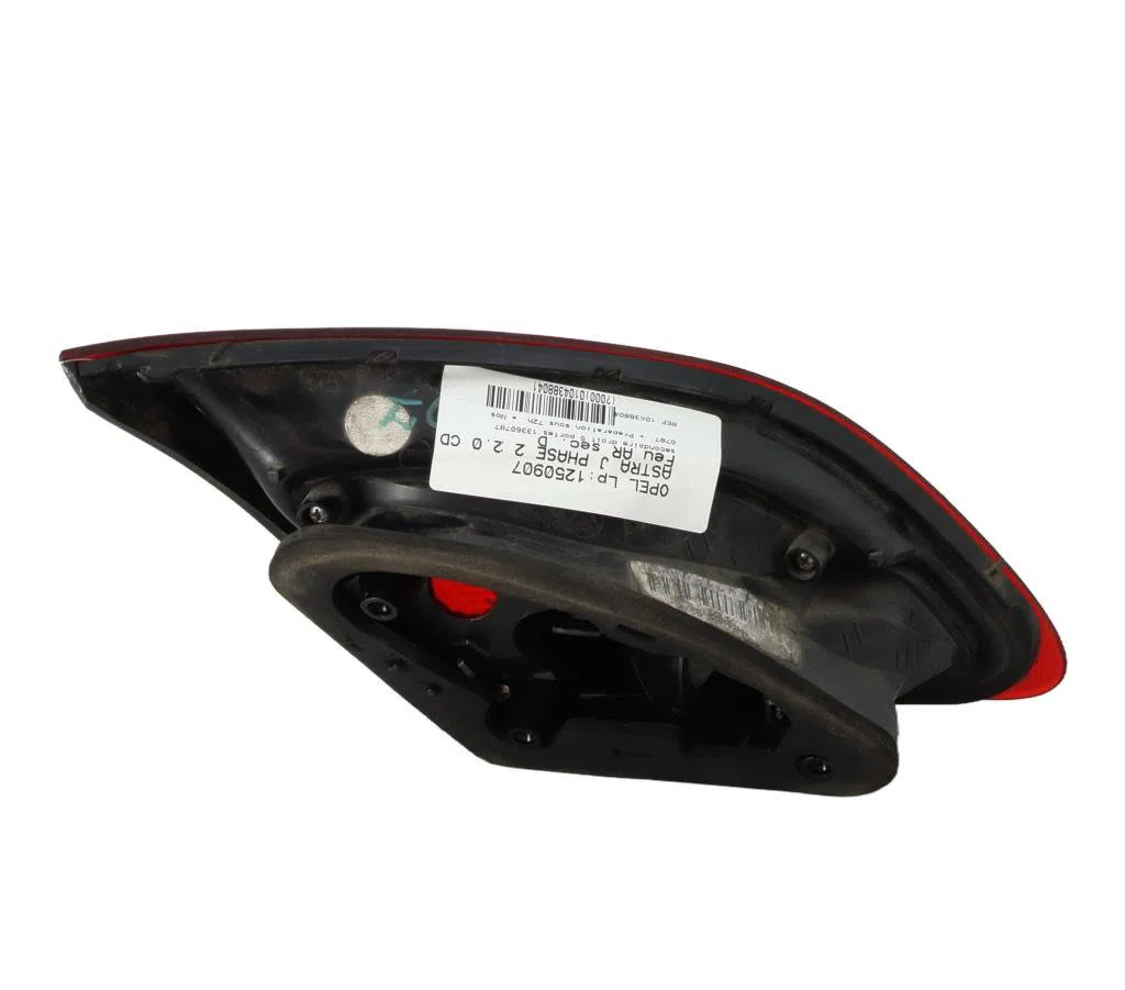 Feu arrière intérieur droit Opel ASTRA J (P10) 2.0 cdti (68) (2009-2015) occasion