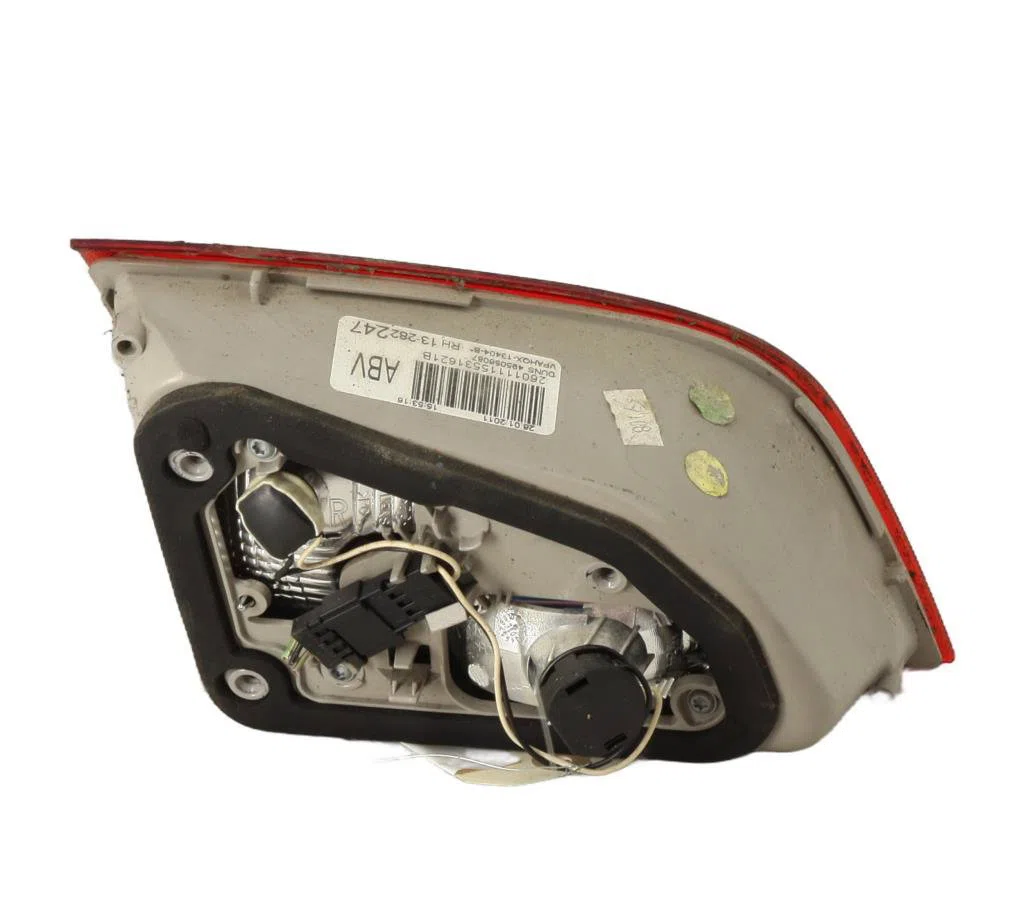 Feu arrière intérieur droit Opel ASTRA J Sports Tourer (P10) 1.7 cdti (35) (2010-2015) occasion