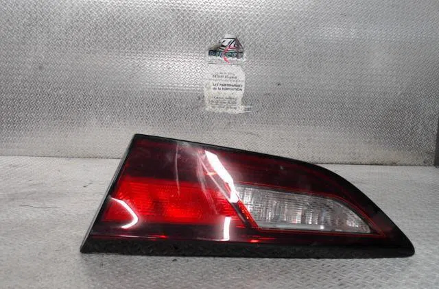 Feu arrière intérieur droit Opel ASTRA K (B16) 1.4 turbo (68) (2015) occasion