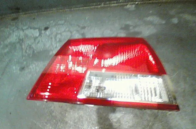 Feu arrière intérieur droit OPEL VECTRA 2004 occasion