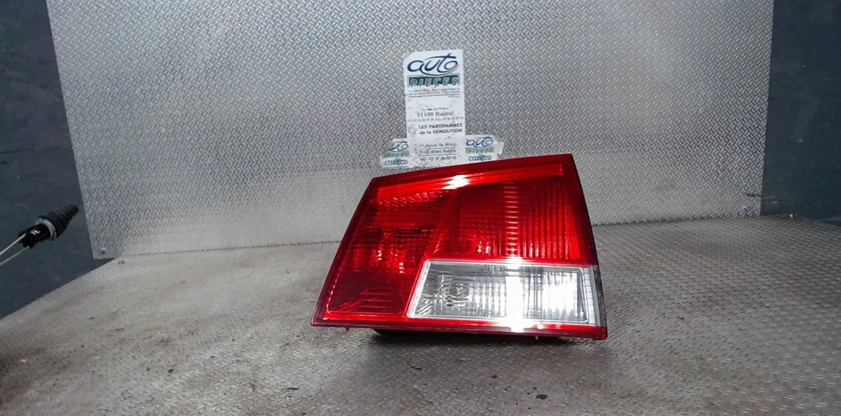 Feu arrière intérieur droit Opel VECTRA C Break (Z02) 2.2 dti (f35) (2003-2005) occasion