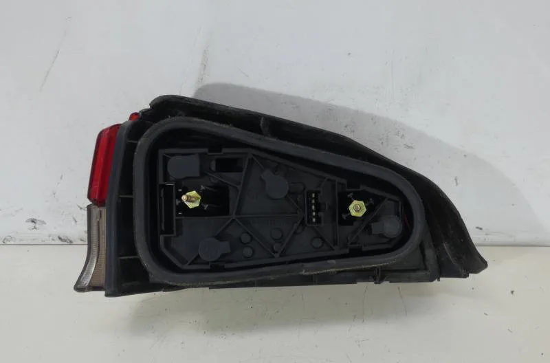 Feu arrière intérieur droit PEUGEOT 106 PHASE 1 occasion