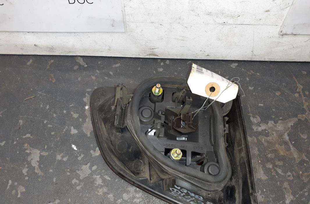 Feu arrière intérieur droit Peugeot 406 Break (8E-F) 2.0 hdi 110 (1999-2004) 5 portes occasion