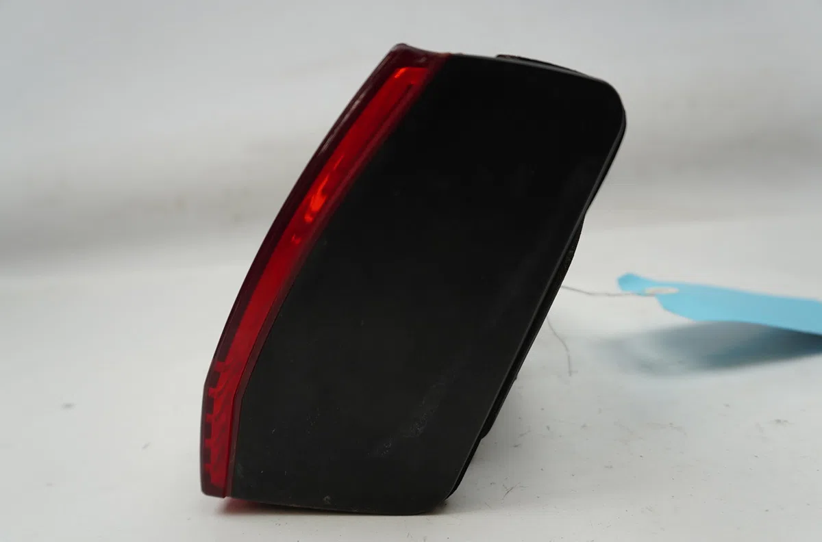 Feu arrière intérieur droit Peugeot 607 (9D, 9U) 2.0 hdi (2005-2011) occasion