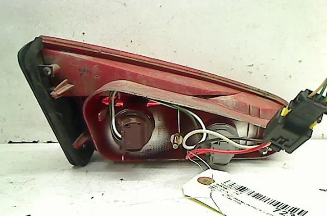 Feu arrière intérieur droit Peugeot 607 (9D, 9U) 2.2 hdi (2000-2006) occasion