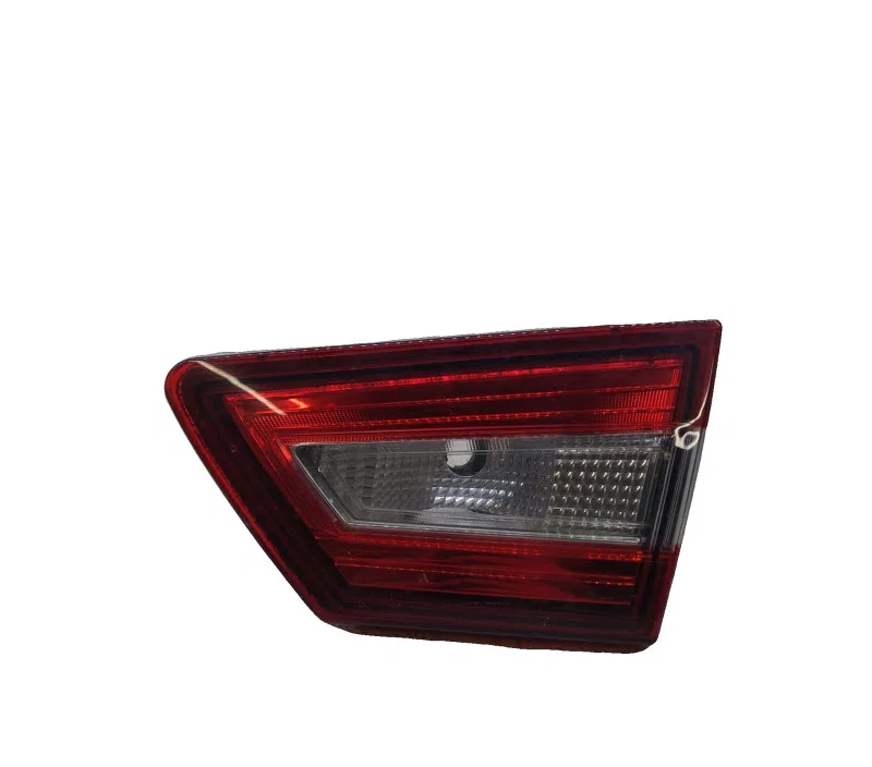 FEU ARRIERE INTERIEUR DROIT RENAULT CLIO IV 265505796R