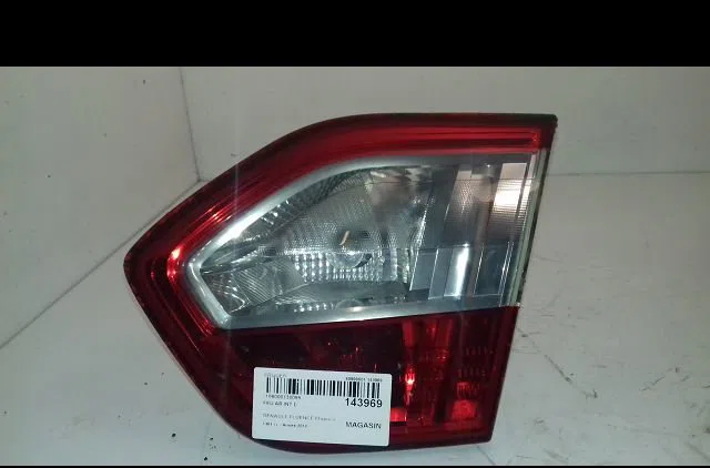 Feu arrière intérieur droit Renault FLUENCE (L3_) 1.5 dci (l30a) (2010) occasion