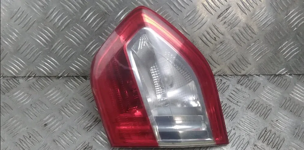 Feu arrière intérieur droit Renault FLUENCE (L3_) 1.5 dci (l30d, l30l, l306, l33f, l33l, l33m, l33v, l33w) (2010) occasi