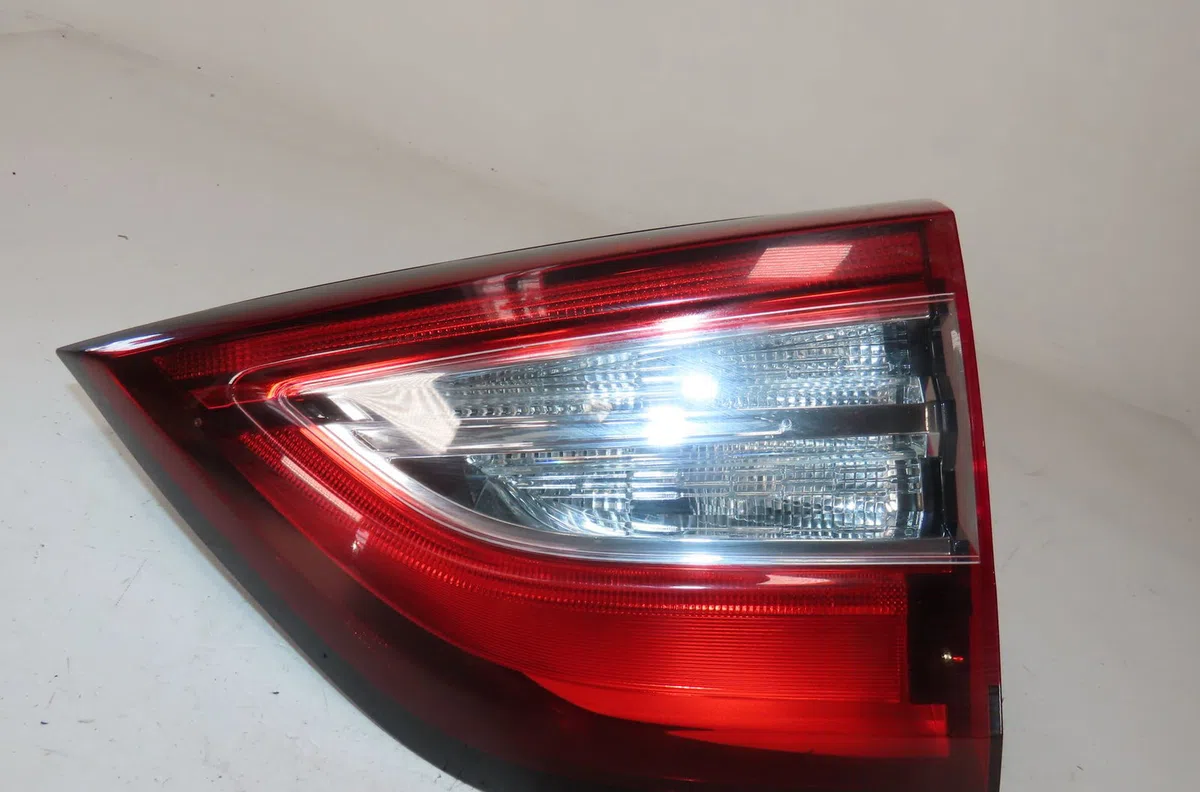 Feu arrière intérieur droit Renault GRAND SCÉNIC IV (R9_) 1.5 dci 110 (2016) occasion